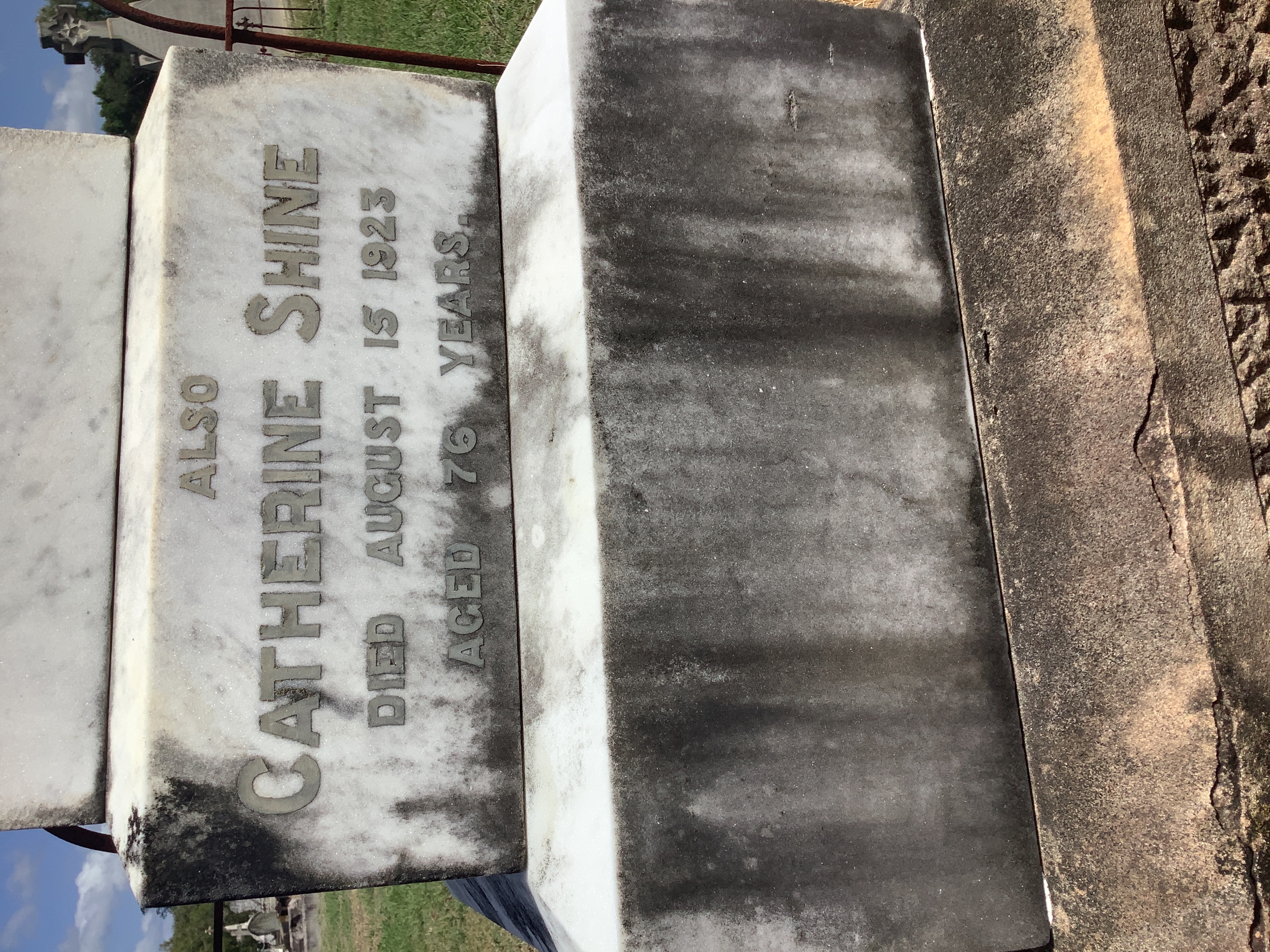 headstone