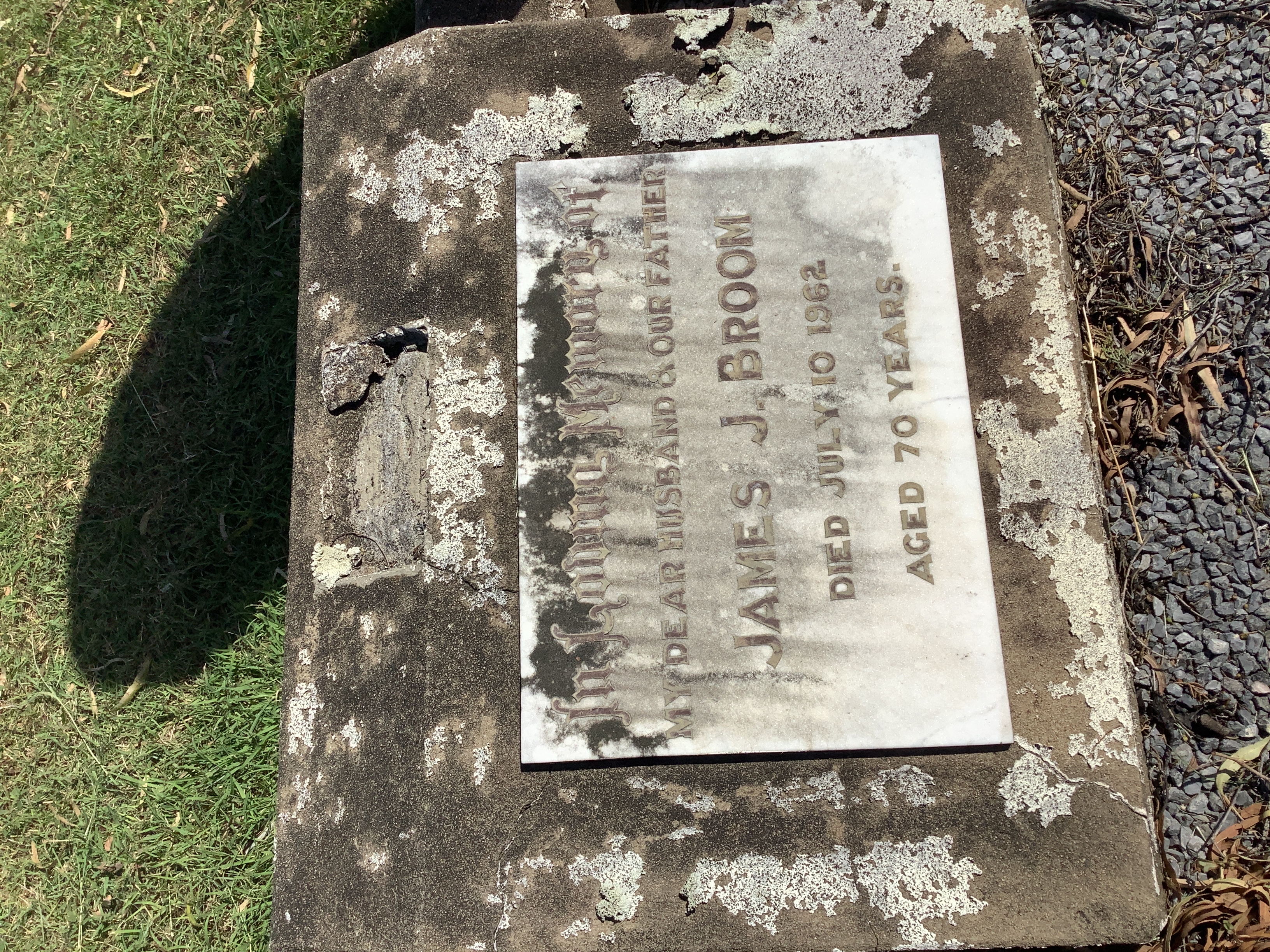 headstone