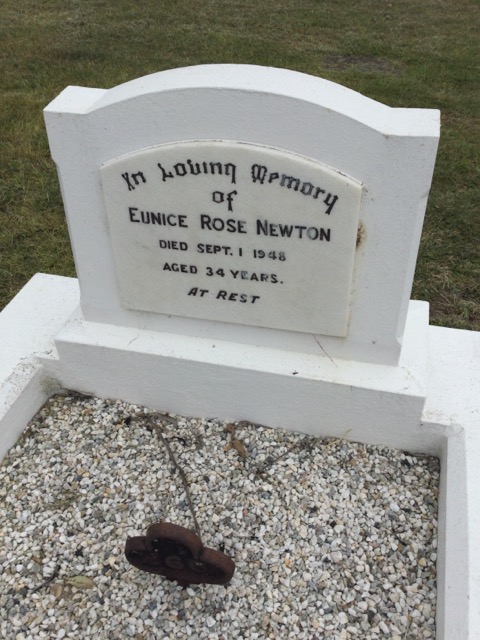 headstone